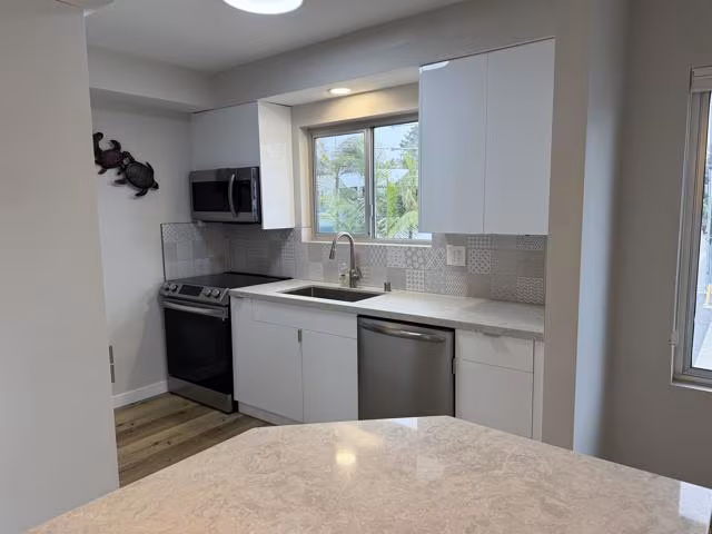 155 15th St Del Mar, CA 92014 photo 3