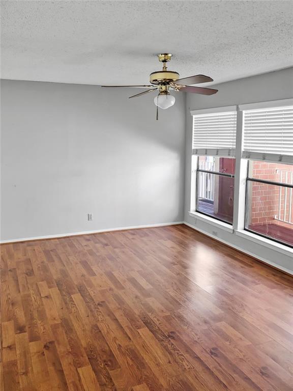 3115 Helms St Austin, TX 78705 photo 3