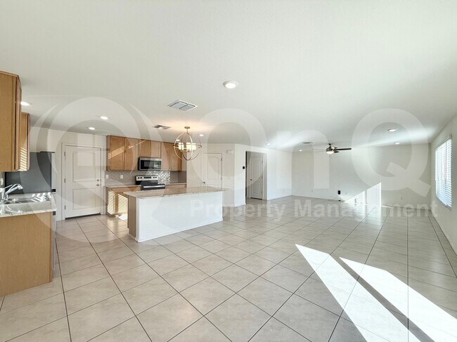 2635 West Bowker Street, Phoenix, AZ 85041 photo 5