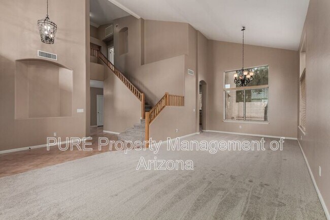 3381 S Vine St photo 3