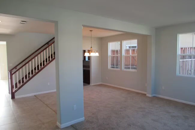 1064 Ashbridge Bay Dr Pittsburg, CA 94565 photo 5