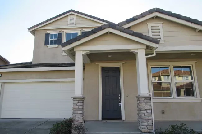 1064 Ashbridge Bay Dr Pittsburg, CA 94565 photo 3