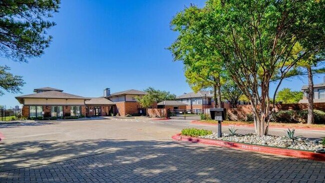 3150 S Garrison Rd Corinth, TX 76210 photo 3