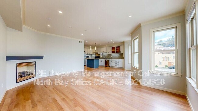 3051 San Bruno Ave San Francisco, CA 94134 photo 5