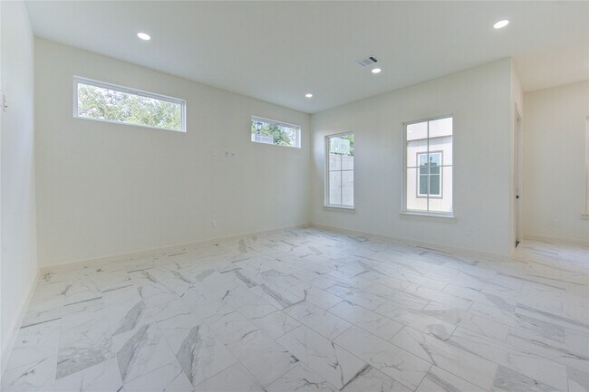2915 El Fenice Lane, Houston, TX 77057 photo 4