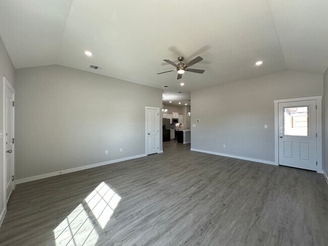 1211 Antelope Trail Temple, TX 76504 photo 5
