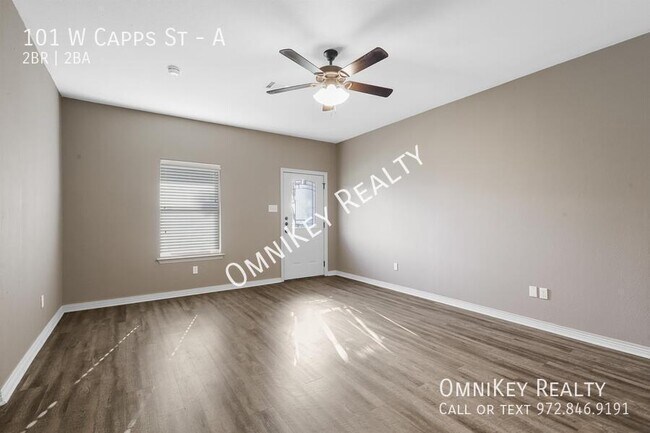 101 Capps St Rio Vista, TX 76093 photo 3