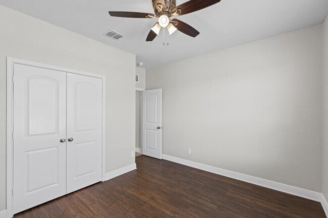 9107 Curling Post Schertz, TX 78154 photo 4