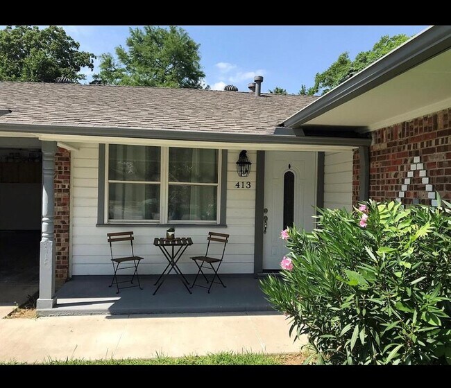 413 Darlene Lane, Arlington, TX 76010 photo 3