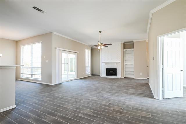 8117 Eagle Drive, Rowlett, TX 75088 photo 2