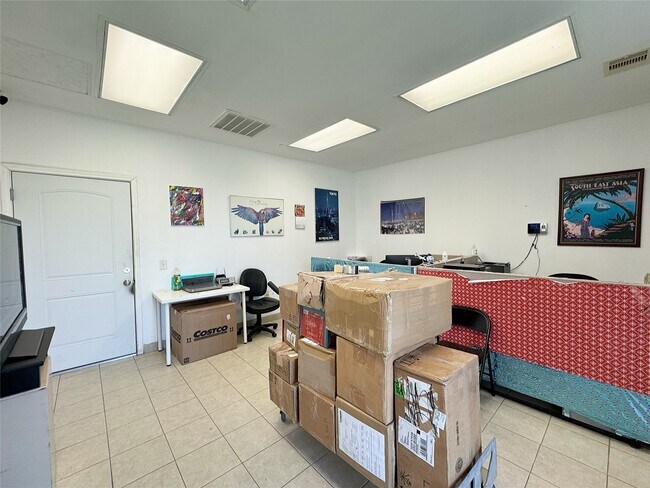 12317 Bellaire Blvd Houston, TX 77072 photo 2