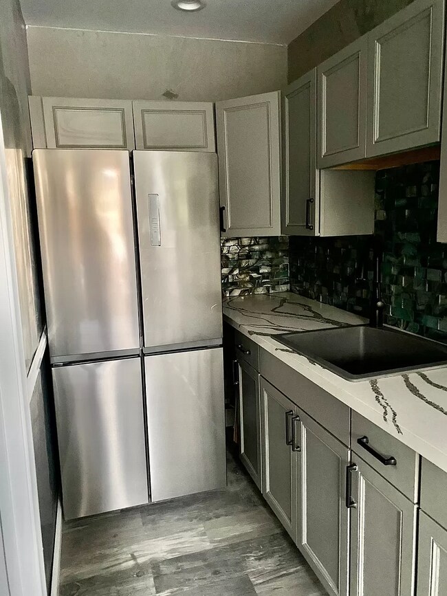 7615 Marker Rd San Diego, CA 92130 photo 3