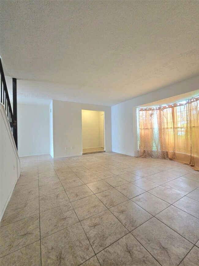 7063 Chasewood Drive, Missouri City, TX 77489 photo 3