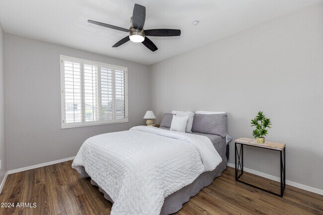 10458 E Karen Dr Scottsdale, AZ 85255 photo 4