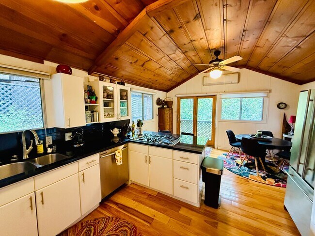 17247 Old Monte Rio Rd Guerneville, CA 95446 photo 4
