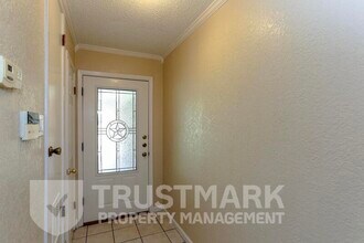 417 Cottonwood Dr Copperas Cove, TX 76522 photo 2