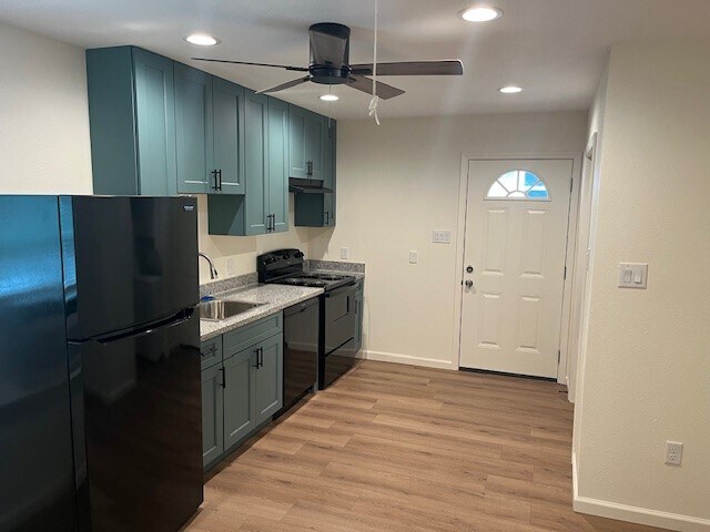 535 Plymouth Street, Houston, TX 77022 photo 3