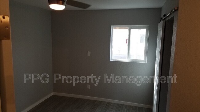 5202 N 8th Pl Phoenix, AZ 85014 photo 5