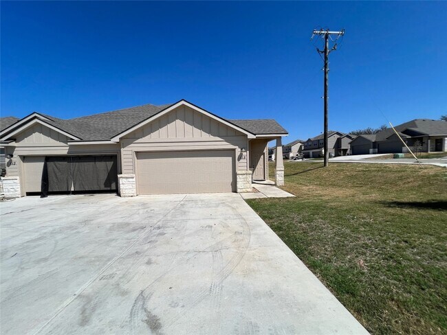 115 Dodge Rd Georgetown, TX 78626 photo 3
