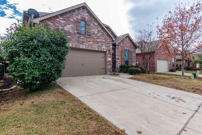 1512 Cockatiel Drive, Little Elm, TX 75068 photo 3