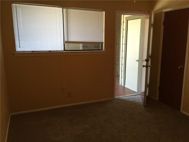 3000 Guadalupe St Austin, TX 78705 photo 3