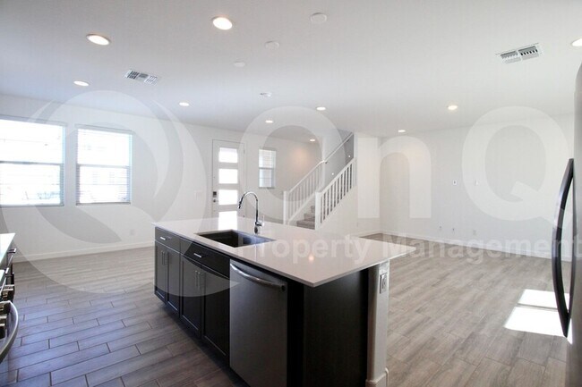 10205 East Ursula Avenue, Mesa, AZ 85212 photo 4