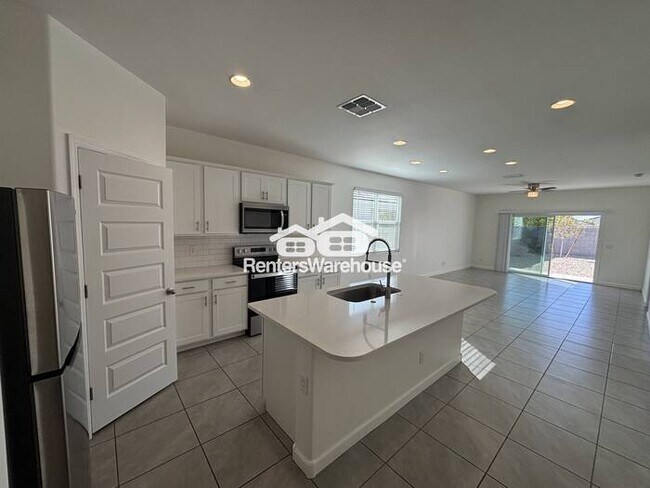 24037 W Zak Rd Buckeye, AZ 85326 photo 3