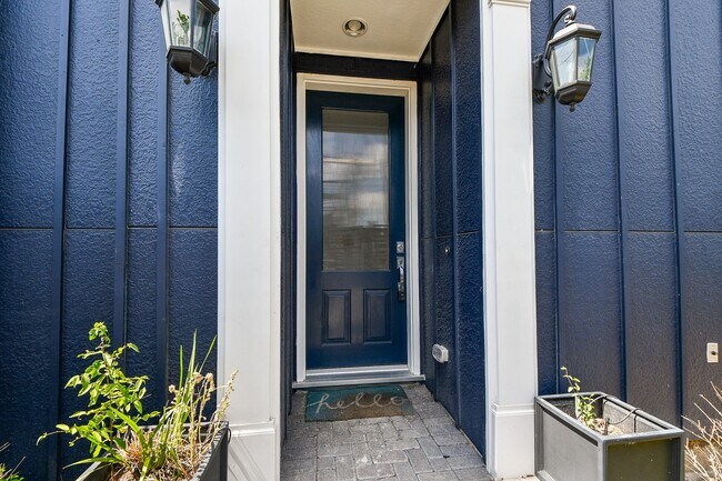 703 Bringhurst Street, Houston, TX 77020 photo 2