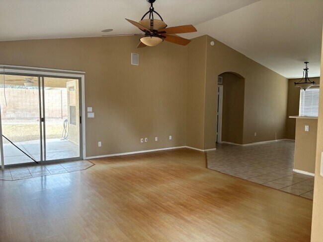 4017 S Angler Ct Gilbert, AZ 85297 photo 2