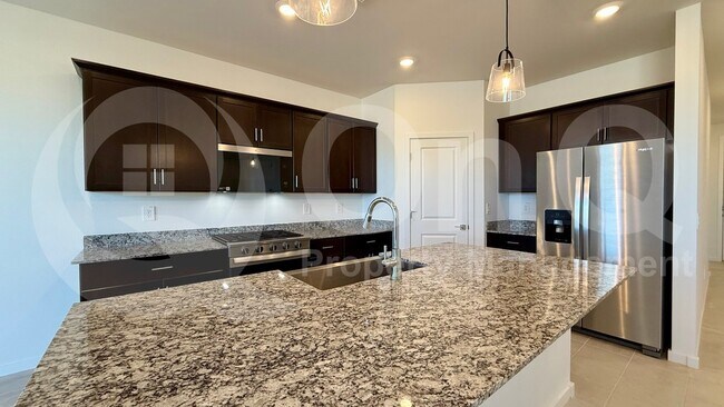 2530 Fortana Dr San Tan Valley, AZ 85143 photo 3
