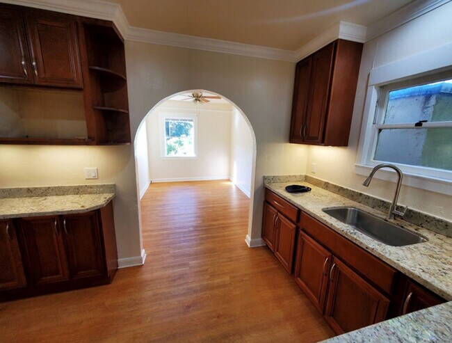 402 Mendocino photo 2