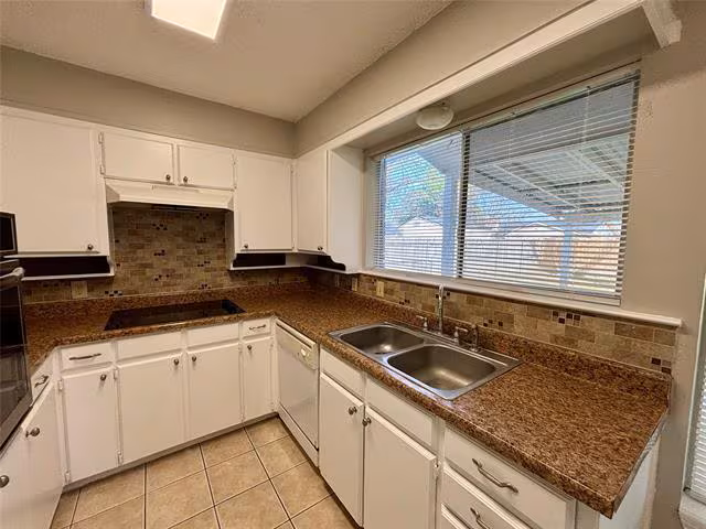 337 Apache Trail, Keller, TX 76248 photo 3