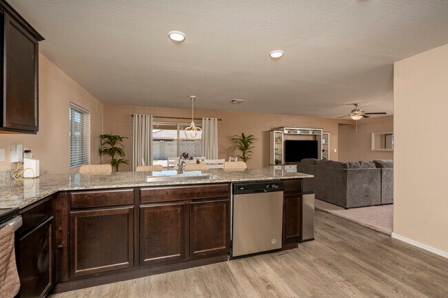 1547 East Inouye Drive, Casa Grande, AZ 85122 photo 5