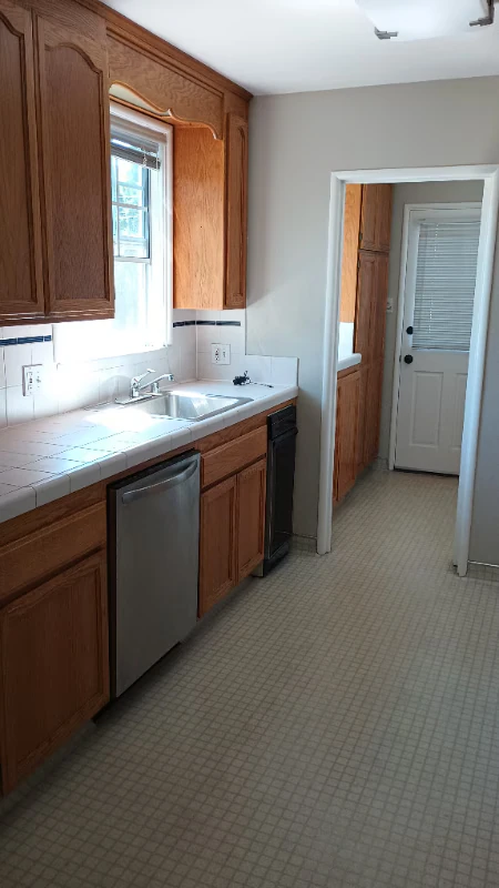 1163 Broadway Alameda, CA 94501 photo 5