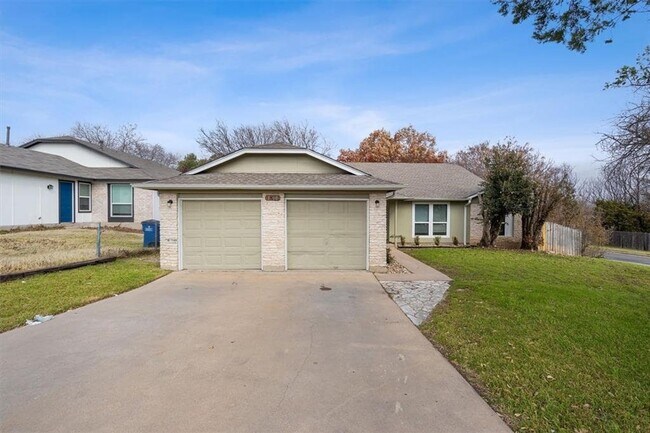 1900 Gracy Farms Ln Austin, TX 78758 photo 2