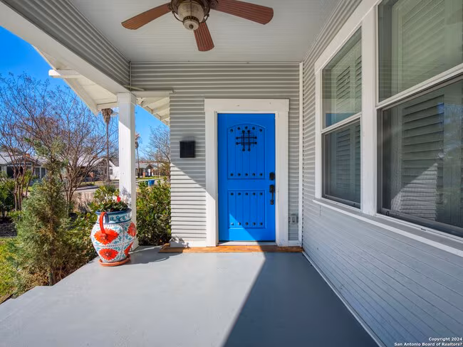 355 E Craig Pl San Antonio, TX 78212 photo 2