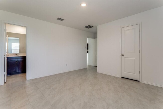 111 Lemongrass Drive, Princeton, TX 75407 photo 5