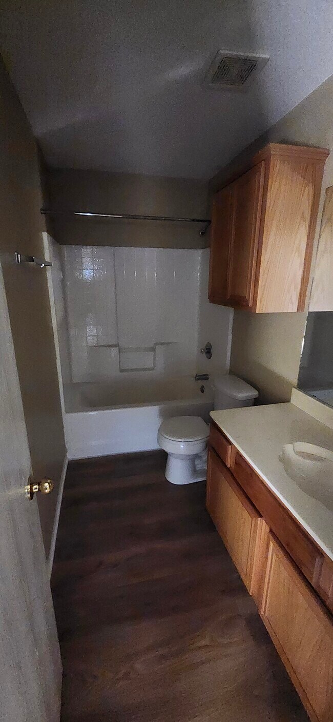 715 Ford Drive, Cedar Hill, TX 75104 photo 4
