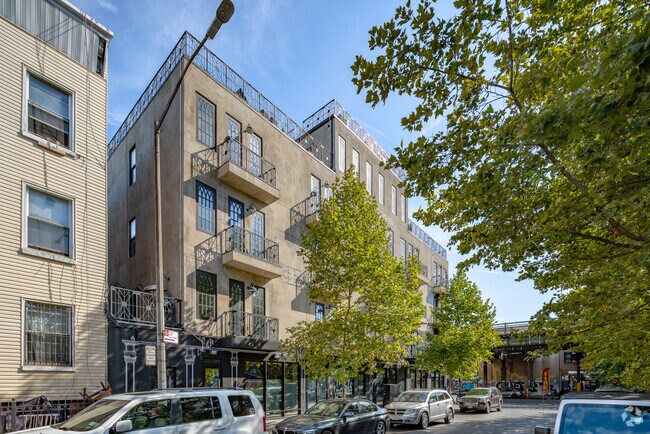 1487 Broadway Brooklyn, NY 11221 photo 2