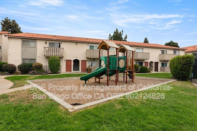 1551 Broadway Chula Vista, CA 91911 photo 2