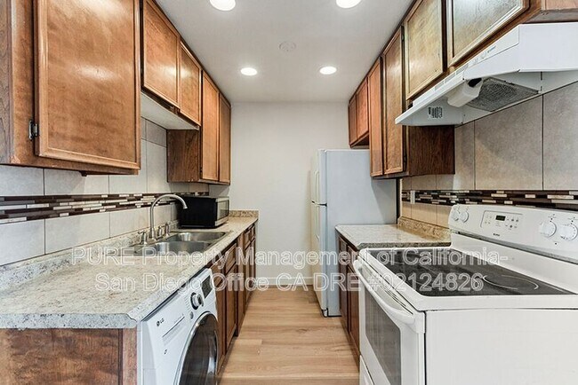 1551 Broadway Chula Vista, CA 91911 photo 5