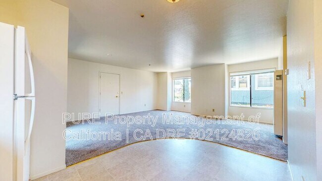 714 College Ave Santa Rosa, CA 95404 photo 4