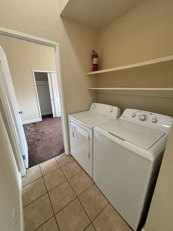 8290 MacArthur Blvd Oakland, CA 94605 photo 3