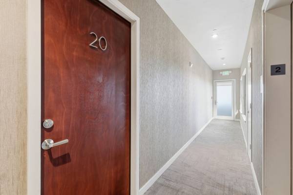 2BR/2BA Apartment on Mission Street · Santa Cruz photo 4