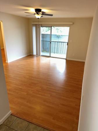 900 Alvarez Avenue, Pinole, CA 94564 photo 3