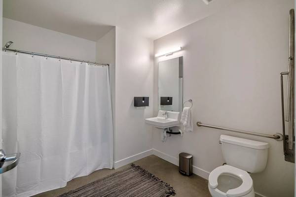 950 Lofts photo 5