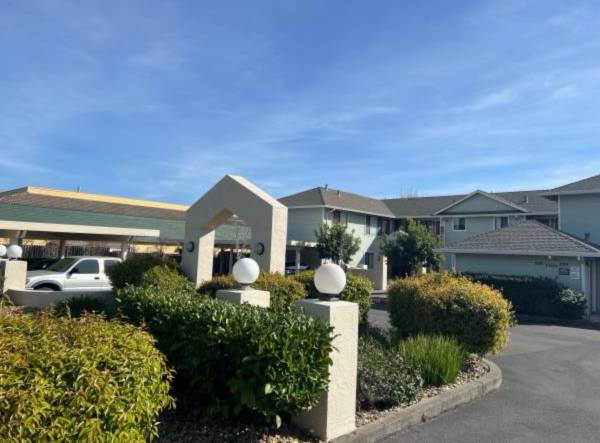 2BR/1BA Apartment on Studley St · Sonoma photo 2