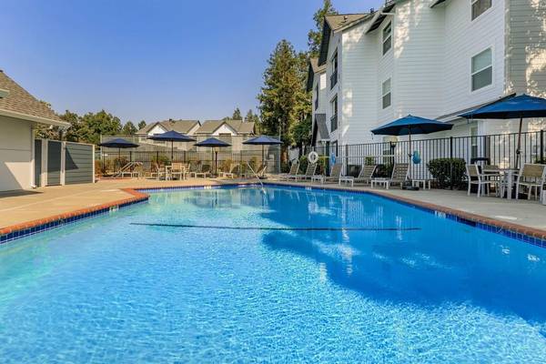 Apartments on North Milpitas Boulevard · Milpitas photo 4
