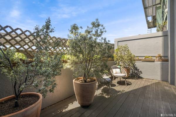 1BR/1BA Condo on Indiana Street · San Francisco photo 3