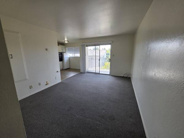 Apartments on Blake Street · Berkeley photo 3